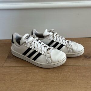 Adidas Grand Court - Leather - Women’s 7.5